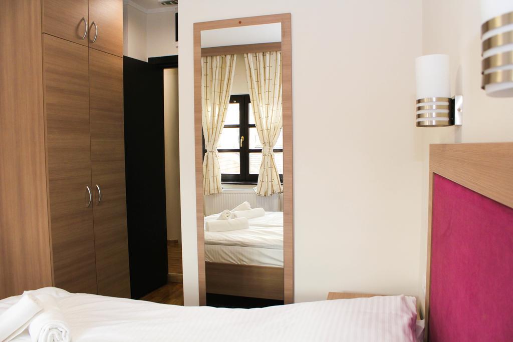Wake Up Apartments And Rooms Belgrade Extérieur photo
