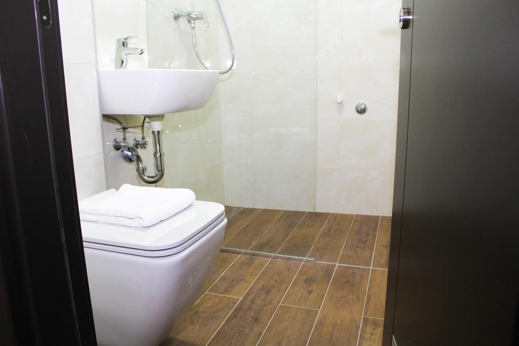 Wake Up Apartments And Rooms Belgrade Extérieur photo