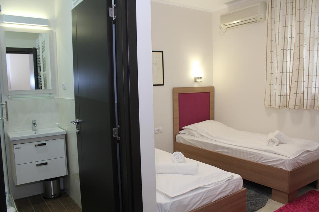 Wake Up Apartments And Rooms Belgrade Extérieur photo
