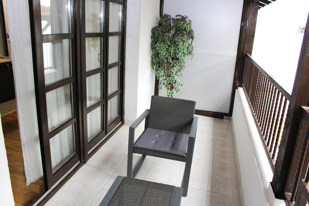 Wake Up Apartments And Rooms Belgrade Extérieur photo