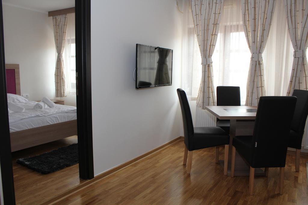 Wake Up Apartments And Rooms Belgrade Extérieur photo
