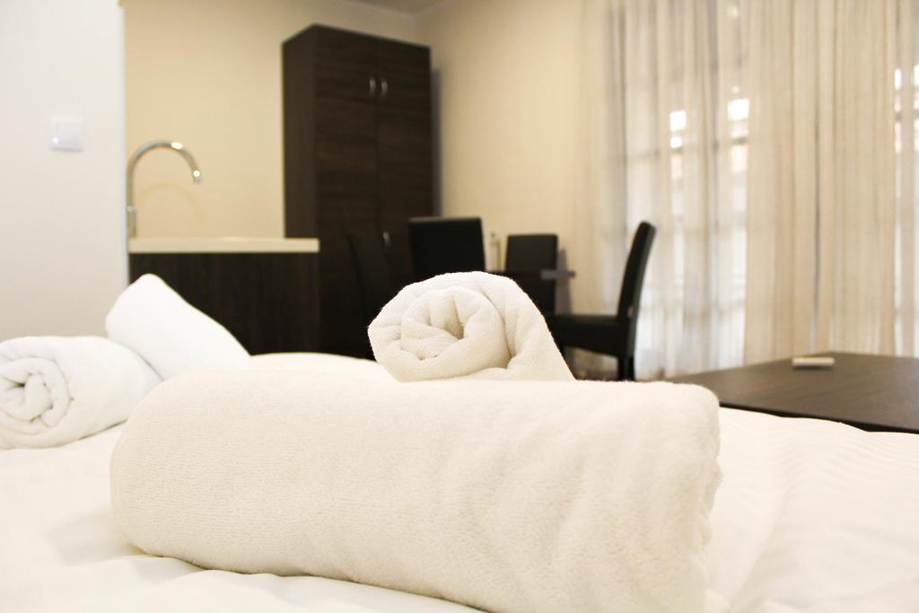 Wake Up Apartments And Rooms Belgrade Extérieur photo