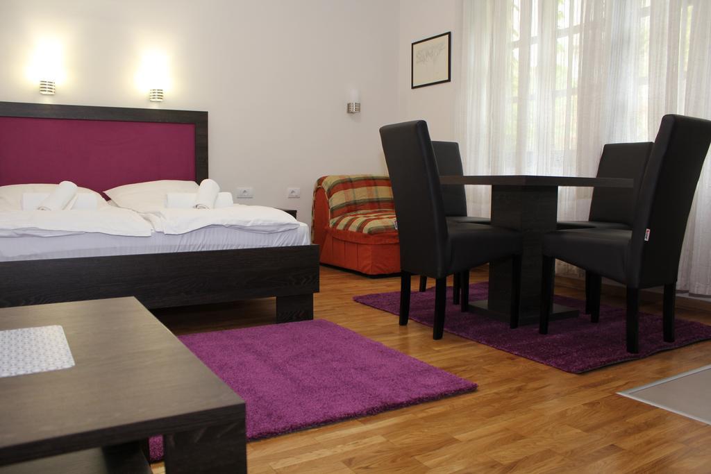 Wake Up Apartments And Rooms Belgrade Extérieur photo