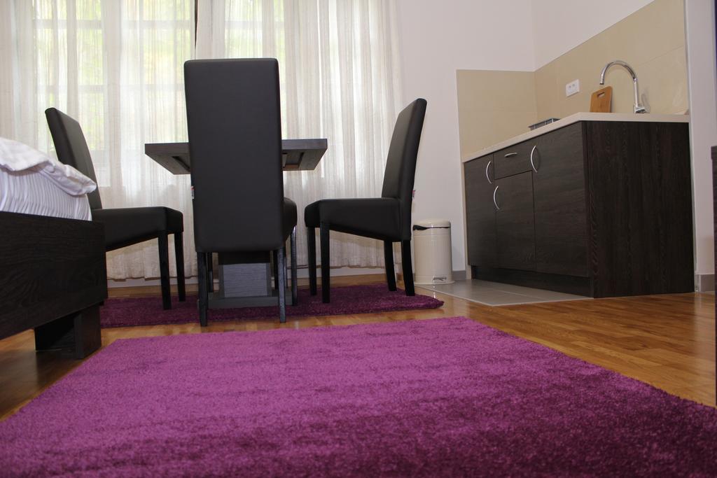 Wake Up Apartments And Rooms Belgrade Extérieur photo