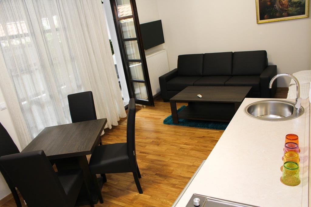 Wake Up Apartments And Rooms Belgrade Extérieur photo