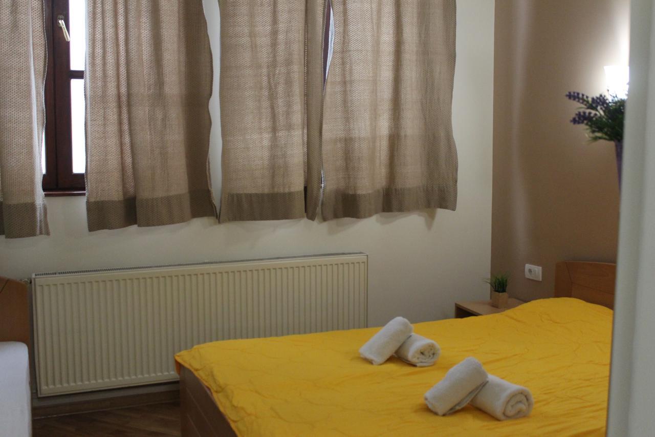 Wake Up Apartments And Rooms Belgrade Extérieur photo