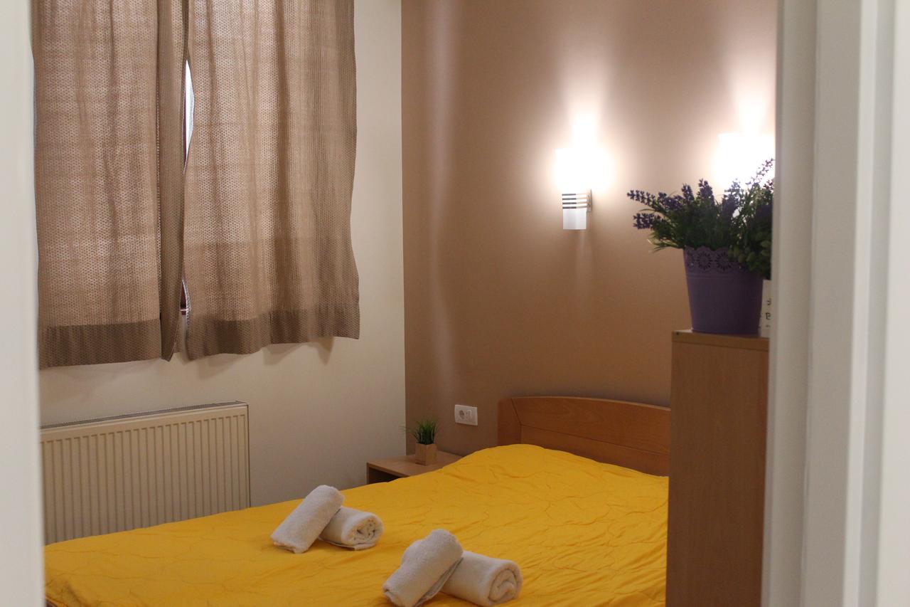 Wake Up Apartments And Rooms Belgrade Extérieur photo