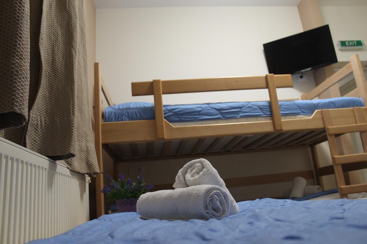 Wake Up Apartments And Rooms Belgrade Extérieur photo