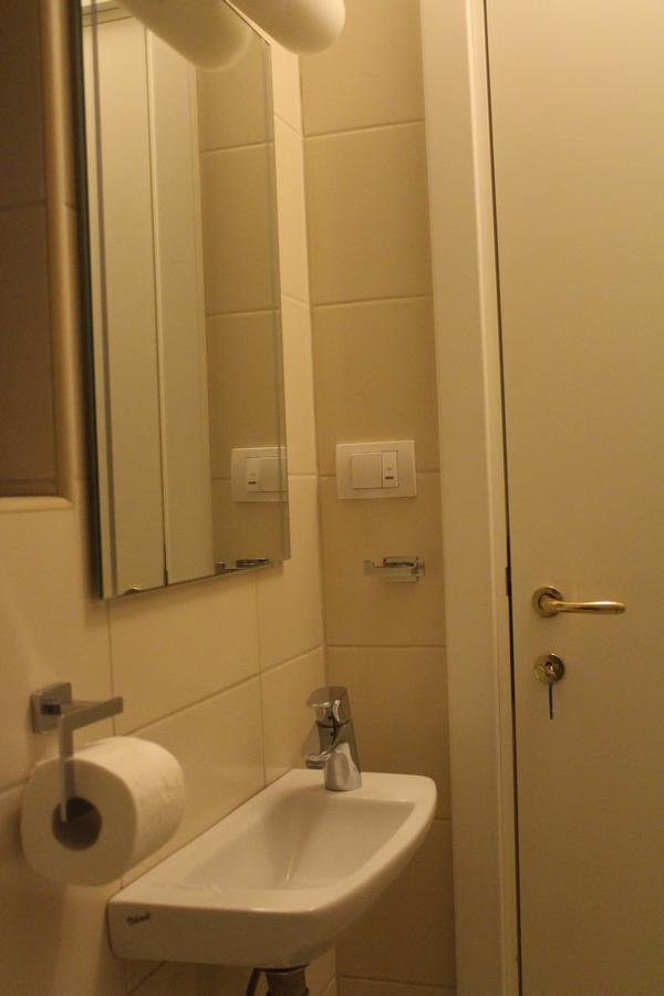 Wake Up Apartments And Rooms Belgrade Extérieur photo
